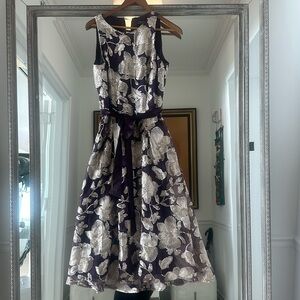 Beautiful Tahari cocktail dress